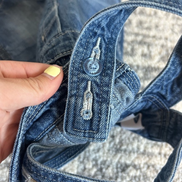 Old navy denim overalls size 6-12 months - Picture 4 of 4